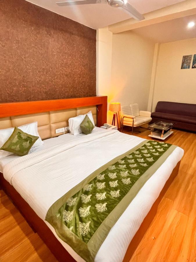 Oyster Pearl I Near Medanta Hospital I Sec-39 I Gurgaon Hotel Exterior photo
